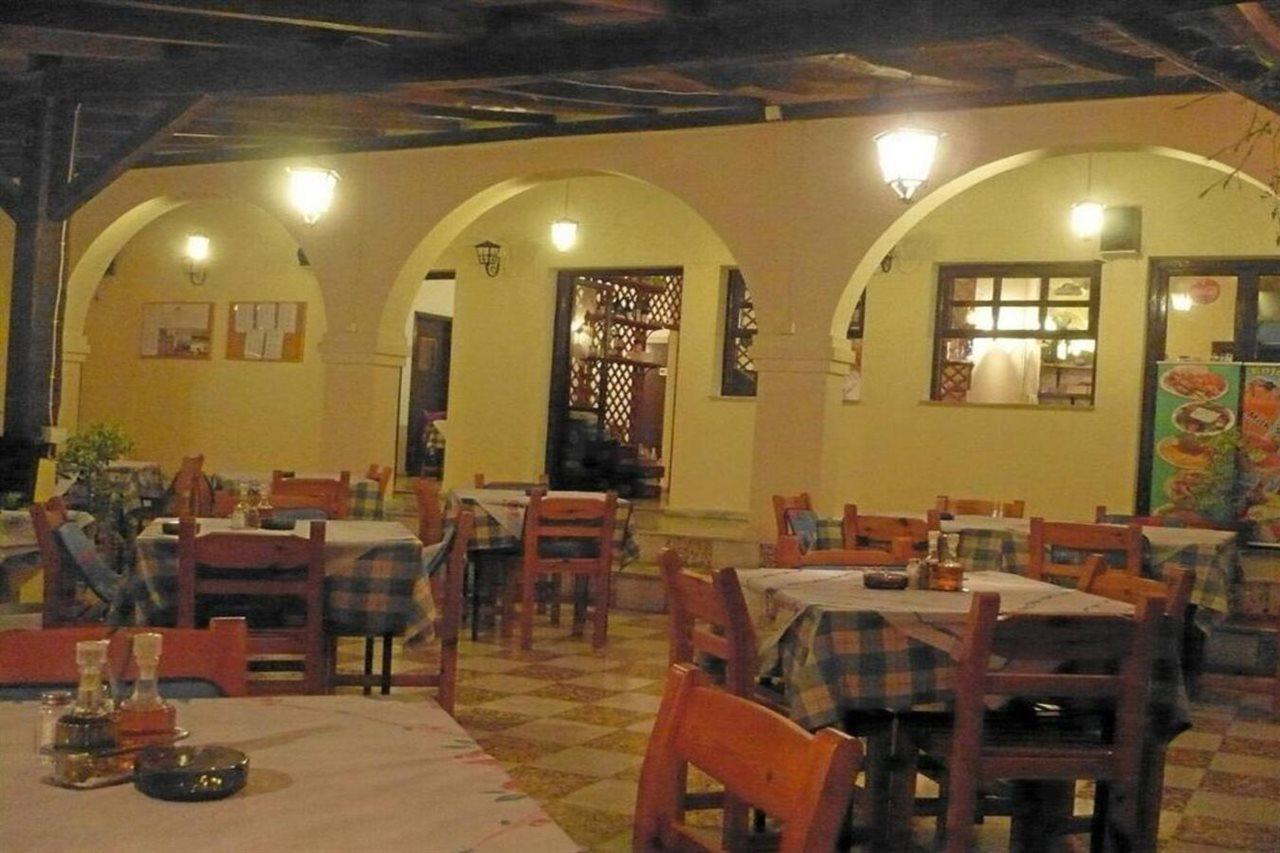 Firefly Hotel Moraitika Exterior foto