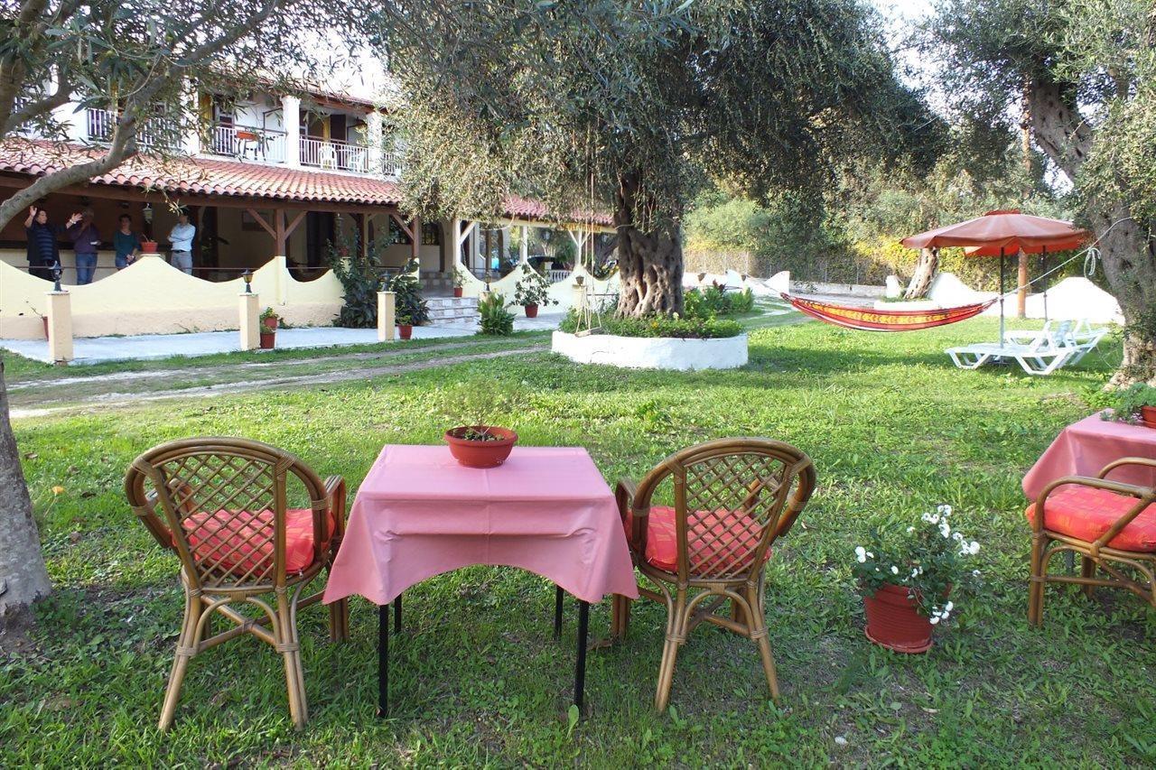 Firefly Hotel Moraitika Exterior foto